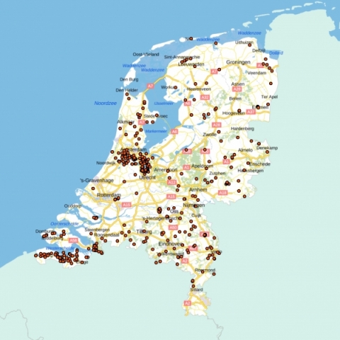 Locaties van de 5.000 toegevoegde geochemische sedimentanalyses.  Locaties van de 5.000 toegevoegde geochemische sedimentanalyses.